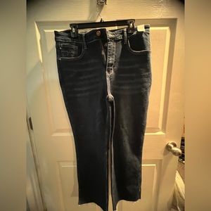 judy blue jeans 15/32 NWT